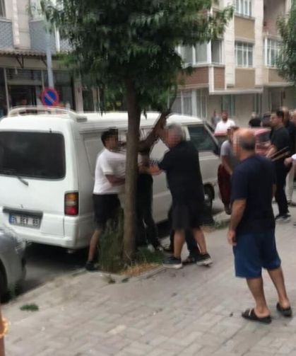 Sokak ortasında dehşet (VİDEOHABER)