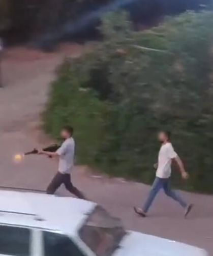 İki aile arasında silahlı kavga: Yaralılar var!