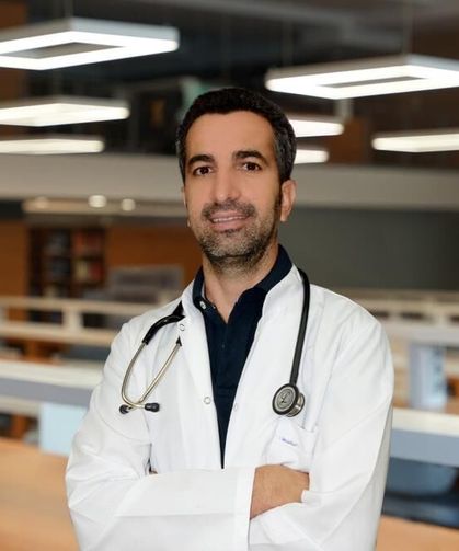 Aşırı sıcaklarda bu belirtilere dikkat! Uzman isimden sıcak çarpması uyarısı…