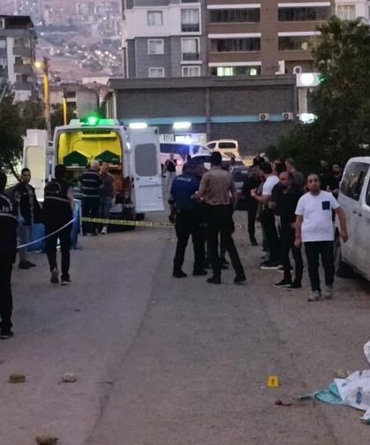 Önce eşini öldürdü, ardından intihar etti