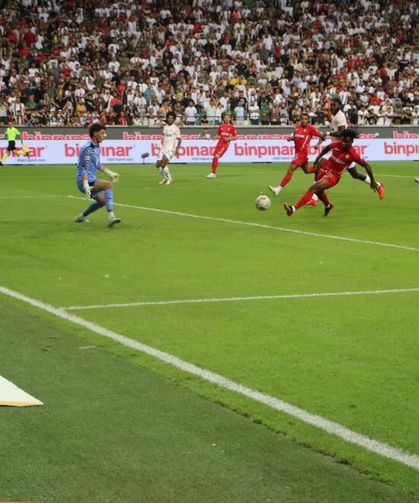 Amedspor: 5 - Başakşehir: 0 (Maç Özeti)