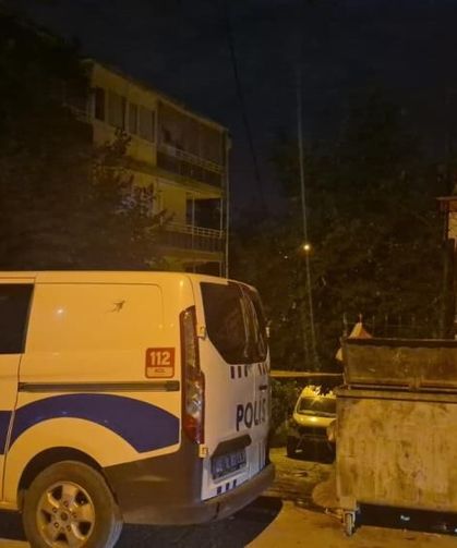 Bir dairede 3 kişi ölü olarak bulundu
