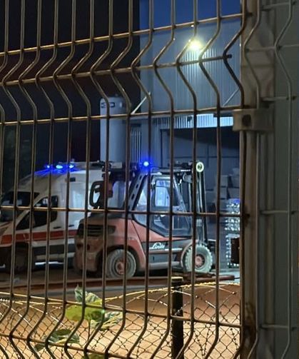Fabrikada patlama: 1'i ağır 3 yaralı