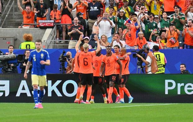 Hollanda liderlik koltuğuna oturdu! İsveç'i 5-1 mağlup etti
