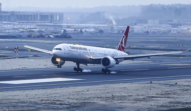 Olumsuz hava koşulları uçak seferlerini etkiledi! Gaziantep Havalimanında iptaller peş peşe…