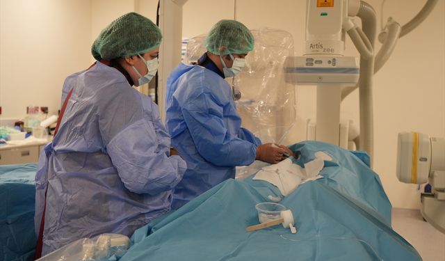 Gaziantep Şehir Hastanesinde Felç Riski Taşıyan 200 Hasta Tedavi Edildi!