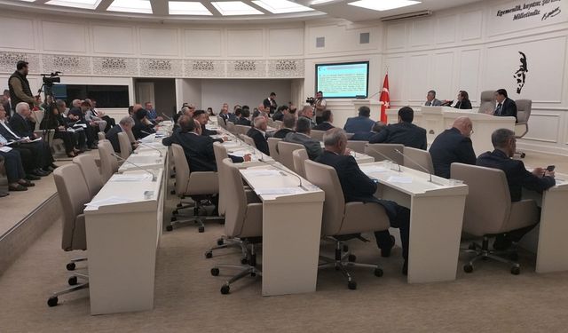 Gaziantep Büyükşehir Meclisinde İstifa! 2 Meclis üyesi istifa etti