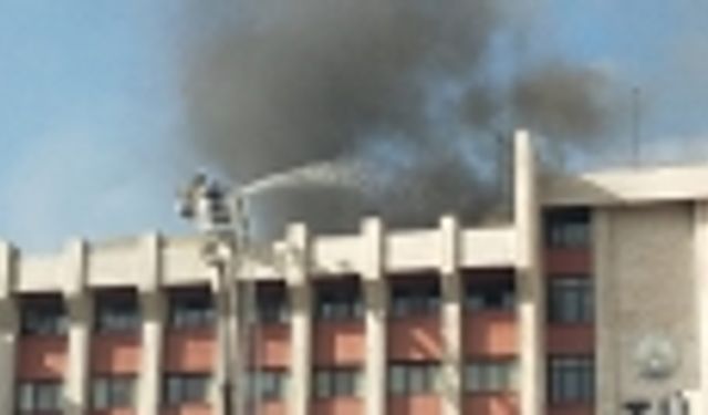 Tıp Fakültesi Hastanesi'nde yangın: Hastalar tahliye ediliyor