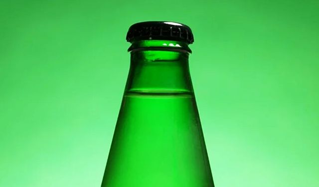 Referans Online bilgi köşesinde bugün: Soda şişeleri neden yeşildir?