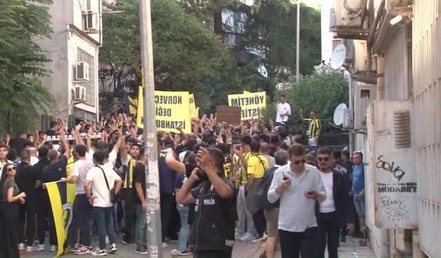 Fenerbahçe Taraftarının Stada Yürümesine Polis Engeli