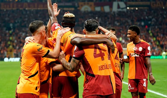 Trendyol Süper Lig: Galatasaray: 3 - Kasımpaşa: 1 (İlk yarı)