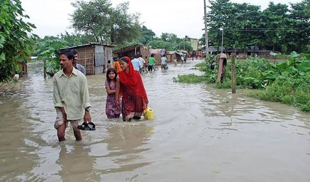 Nepal'deki sel ve toprak kaymalarında can kaybı 66'ya yükseldi