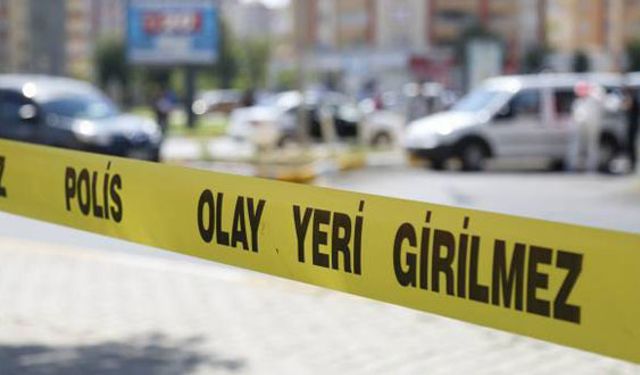Otomobile silahlı saldırı: Aynı aileden 3 kişi öldü