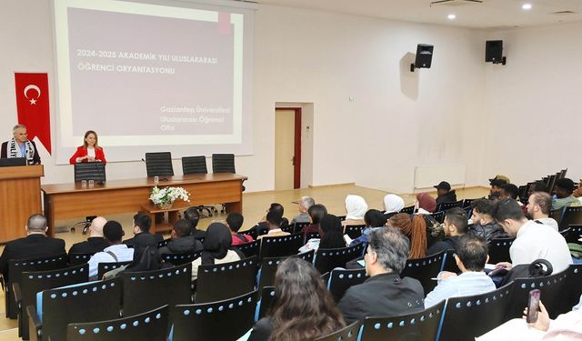 GAÜN'de yabancı öğrencilere oryantasyon