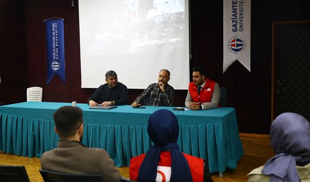 Gaziantep'te "Afet Sahasında Ortak Çalışma Söyleşisi" düzenlendi