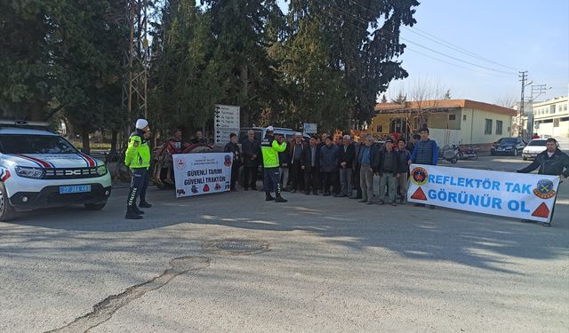 Gaziantep'te traktör sürücülerine güvenli tarım eğitimi