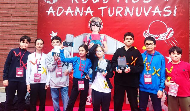 SANKO Okulları Vex Iq robot yarışmasından dört birincilikle döndü