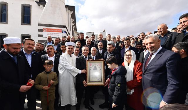 Karkamış Hacı Beşir Hasan İnal Merkez Çarşı Camii Açıldı