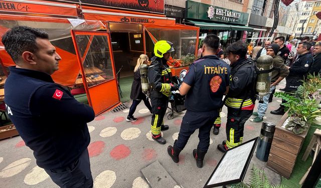 Fritöz az kalsın kafeyi yakıyordu