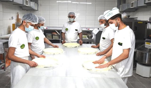 Gaziantep Baklavasında Ramazan Bayramı Mesaisi Başladı