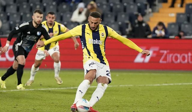 Fenerbahçe teknik heyetinden Cenk Tosun kararı