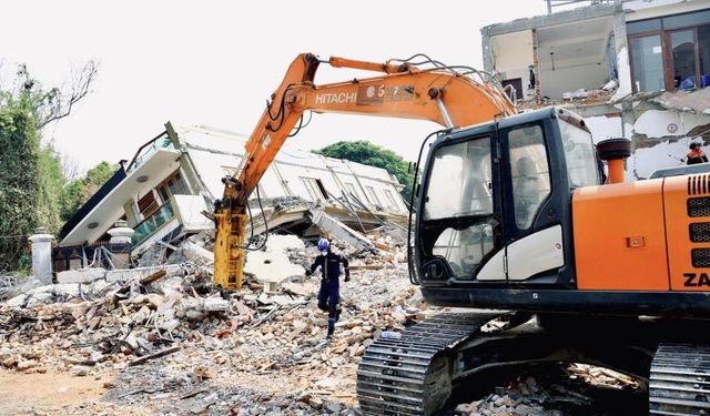 Myanmar'daki Depremlerde Bilanço Ağırlaşıyor: Can Kaybı 3 Bin 564'e Ulaştı