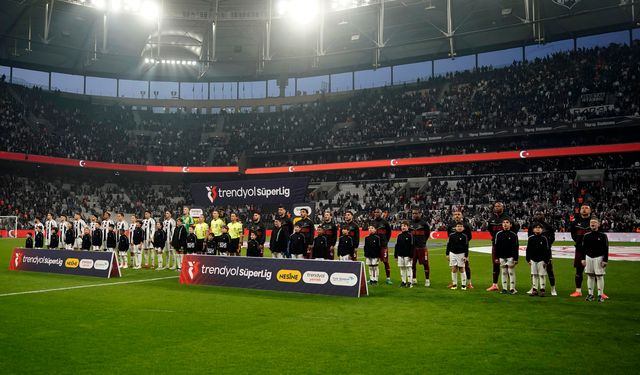 Trendyol Süper Lig: Beşiktaş: 1 - Atakaş Hatayspor: 1 (İlk yarı)