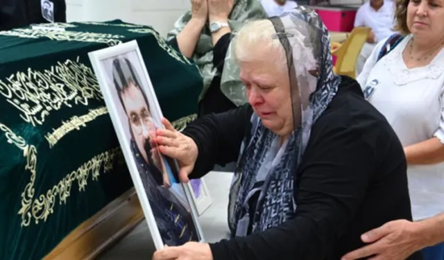 Neşe Karaböcek’in Oğlu Alper Alpsakarya’nın Ölüm Sebebi Nedir? Gizemli Vefat ve Aile Bağları