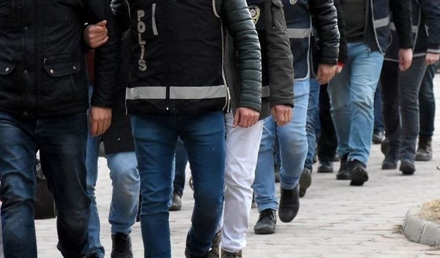 FETÖ'nün Askeri Yapılanmasına Operasyon! 10 Gözaltı