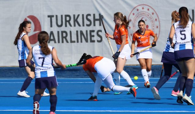 Hokeyin Sultan ve Kaplanları Erkekler Süper Lig Play-Off’a Hızlı Başladı