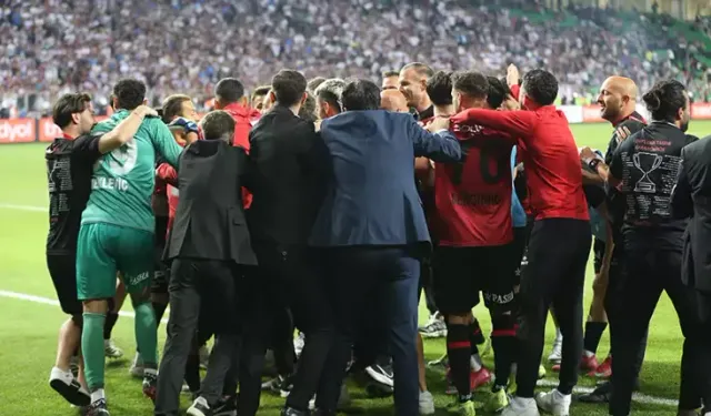 Fatih Karagümrük, Uzatmalarda Bandırmaspor'u 3-1 Mağlup Ederek Süper Lig'e Yükseldi