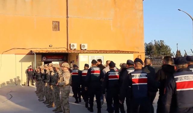 3 ilde suç örgütlerine operasyon! 7 şüpheli tutuklandı