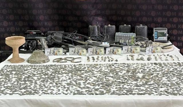 Gaziantep'te sikke ve tarihi obje ele geçirildi