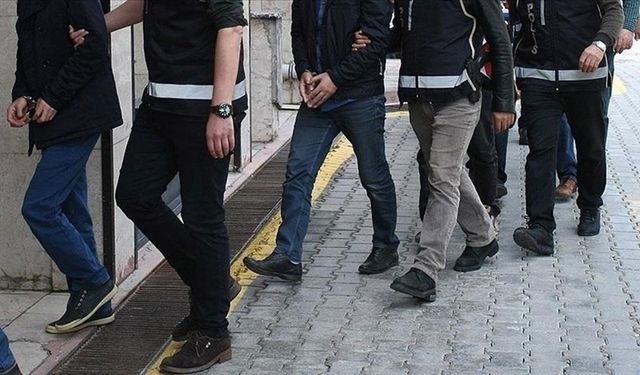 36 İlde FETÖ'ye Operasyon! 56 Zanlı Yakalandı
