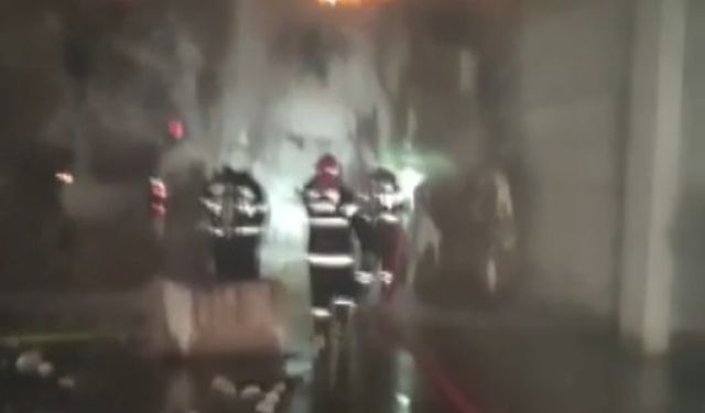 Fabrika deposunda yangın