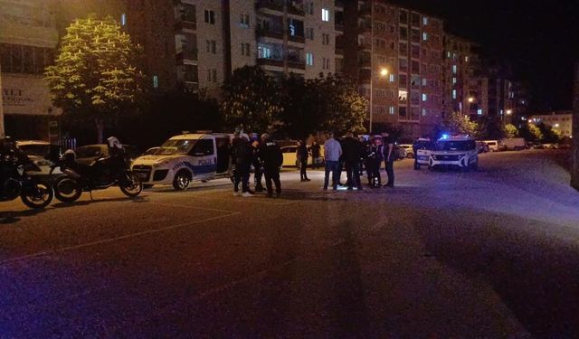 Dünürler arasında silahlı kavga: Baba ve oğul yaralandı