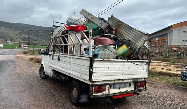 Gaziantep'te hırsızlık şüphelisi 26 şahsı jandarma yakaladı