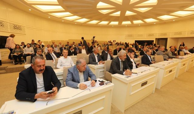 Gaziantep Büyükşehir’den TFF Başkanı Hacıosmanoğlu’na fahri hemşerilik payesi