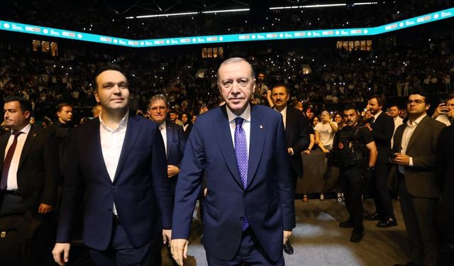 Cumhurbaşkanı Erdoğan: "Barış diplomasisinin önceliğini dünyada bugün Türkiye üstleniyor"