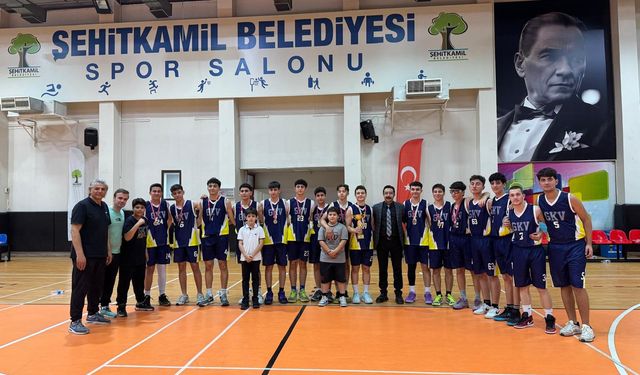 GKV'de şampiyonluk sevinci