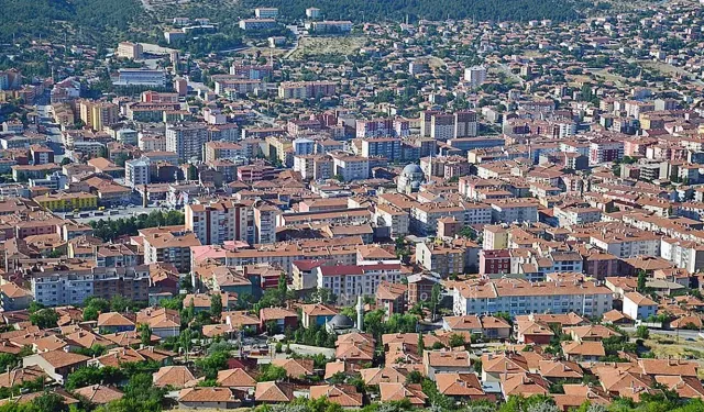 Çıt Çıt Çedene Ne Demek? Hangi Yöreye Ait, Kim İlk Söyledi, Hangi Sanatçılar Seslendirdi?