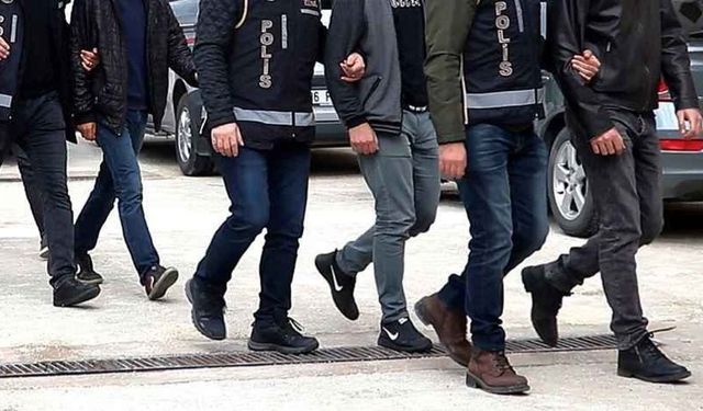 Gaziantep’te kamuyu milyonlarca zarara uğratan çete çökertildi!