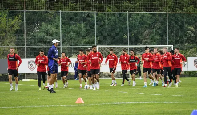 GaziantepFK’da  Son Hazırlıklar: Takım Yarın Rize Yolcusu