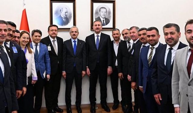 Gaziantep Heyetinden Bakan Uraloğlu’na Ziyaret