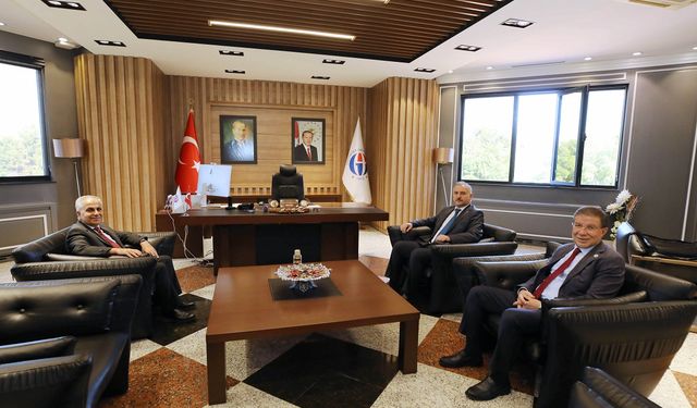 Harran üniversitesi rektörü Prof. Dr. Güllüoğlu’ndan GAÜN rektörüne ziyaret