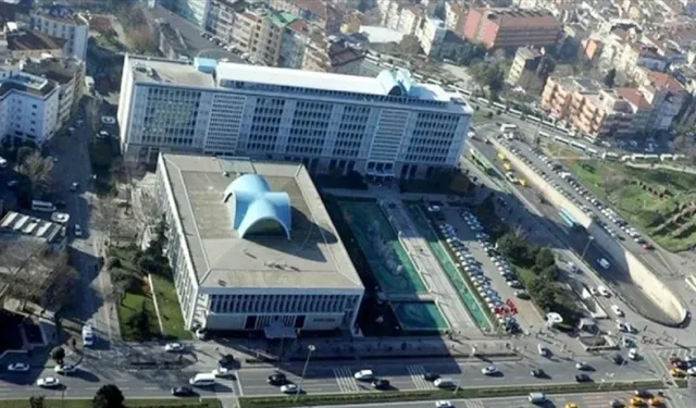 İBB'ye yönelik yolsuzluk soruşturmasında 10 şüpheli hakkında adli kontrol kararı!