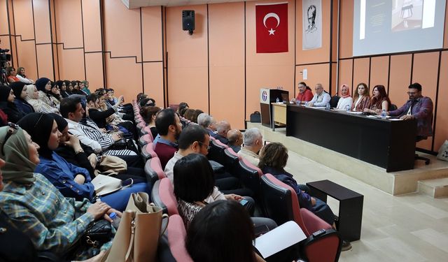 GAÜN’de Kutnu ile Tasarımda Yeni Ufuklar Paneli düzenlendi