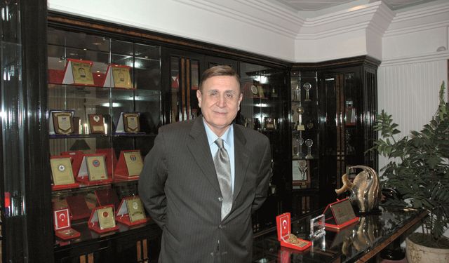 Duayen sanayici M. Naci Topçuoğlu anılacak