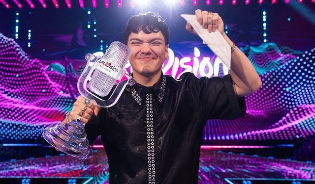 "Eurovision Şampiyonu JJ’nin Sırrı Ortaya Çıktı! 5 Yıl Önce The Voice UK’da Sahnedeydi