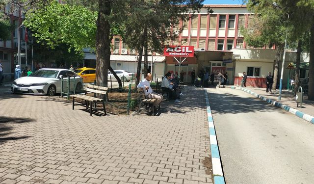 Gaziantep’te kamu hastanelerinde sistem çöktü! Vatandaş mağdur